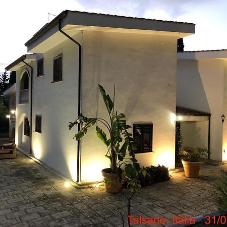 Relais Villa Lama Boutique Hotel ตารันโต ภายนอก รูปภาพ